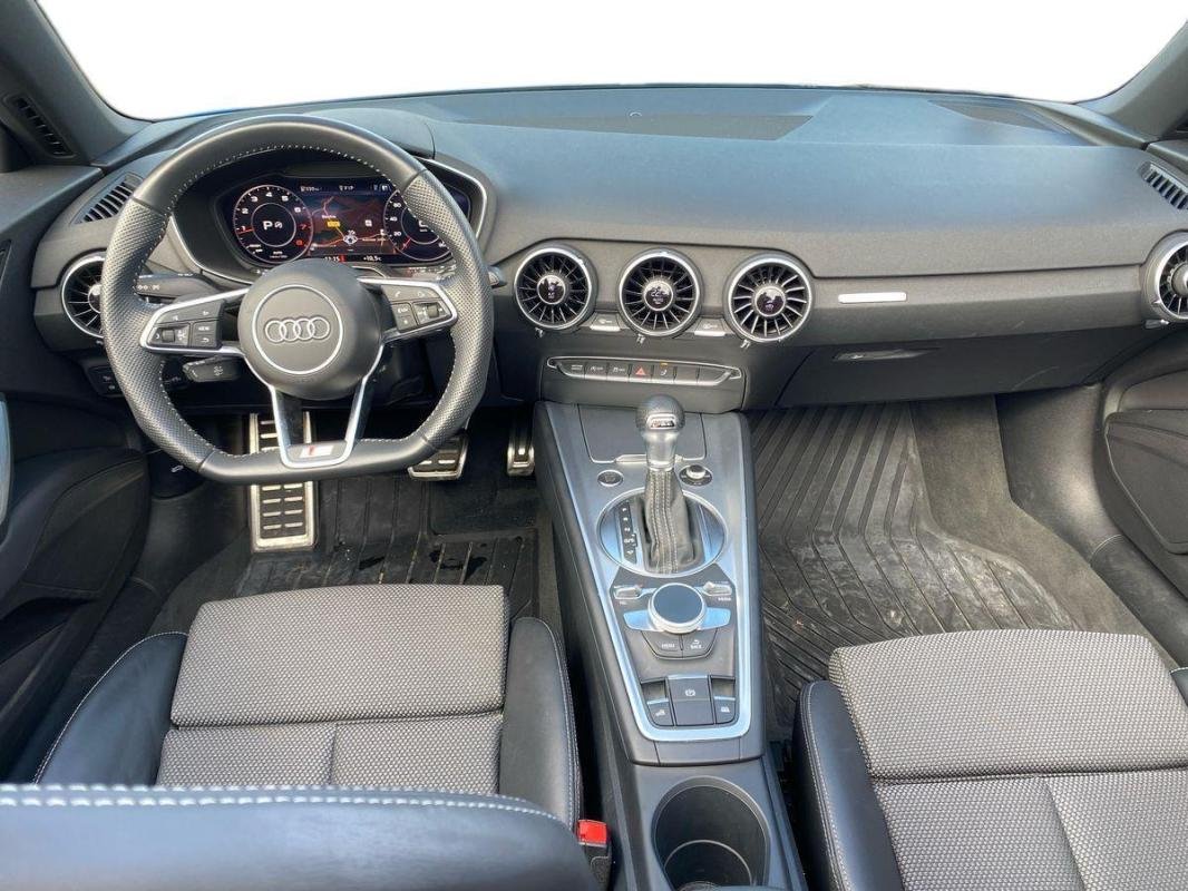 Audi TT Roadster - Photo 8