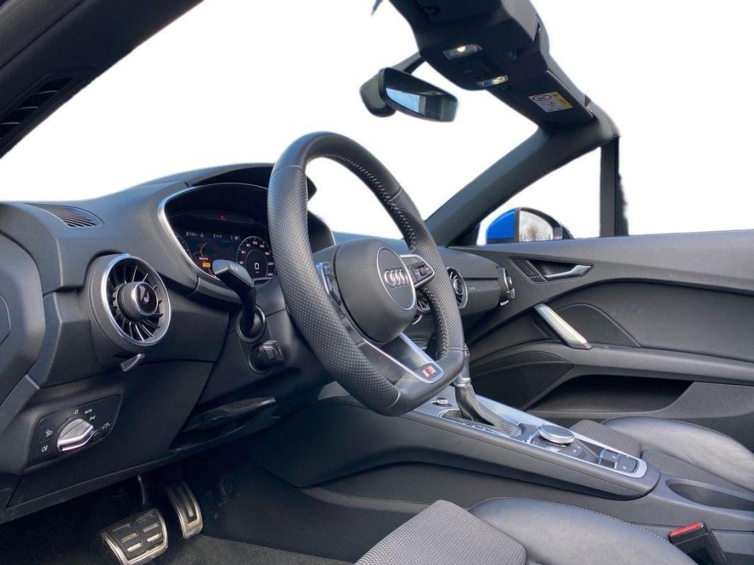 Audi TT Roadster - Photo 9