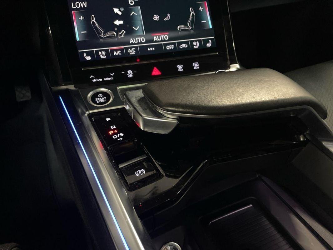 Audi e-tron - Photo 11