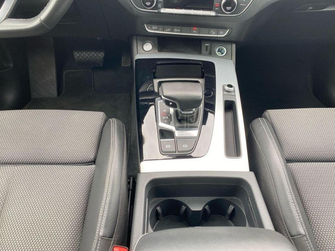 Audi Q5 - Photo 11