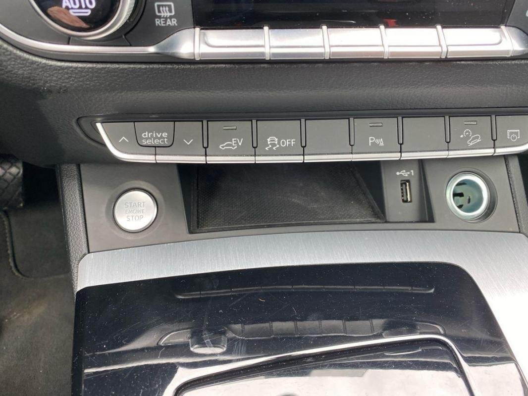 Audi Q5 - Photo 17