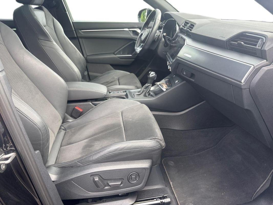 Audi Q3 - Photo 13