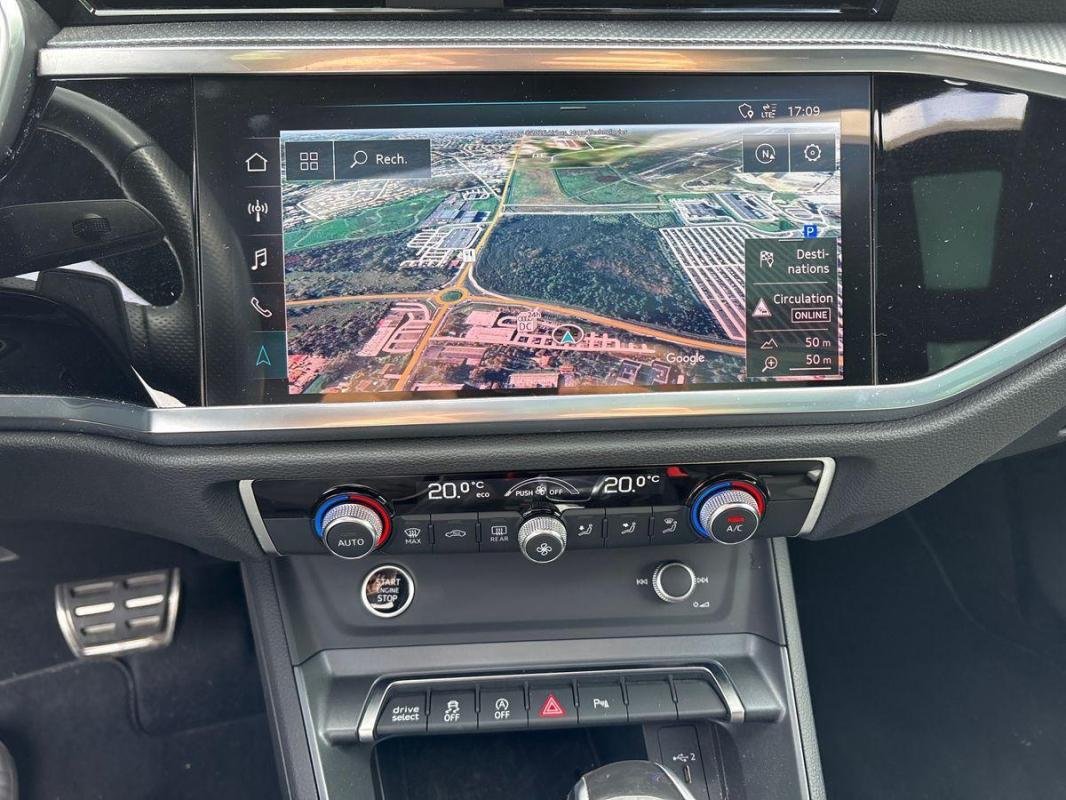 Audi Q3 - Photo 16