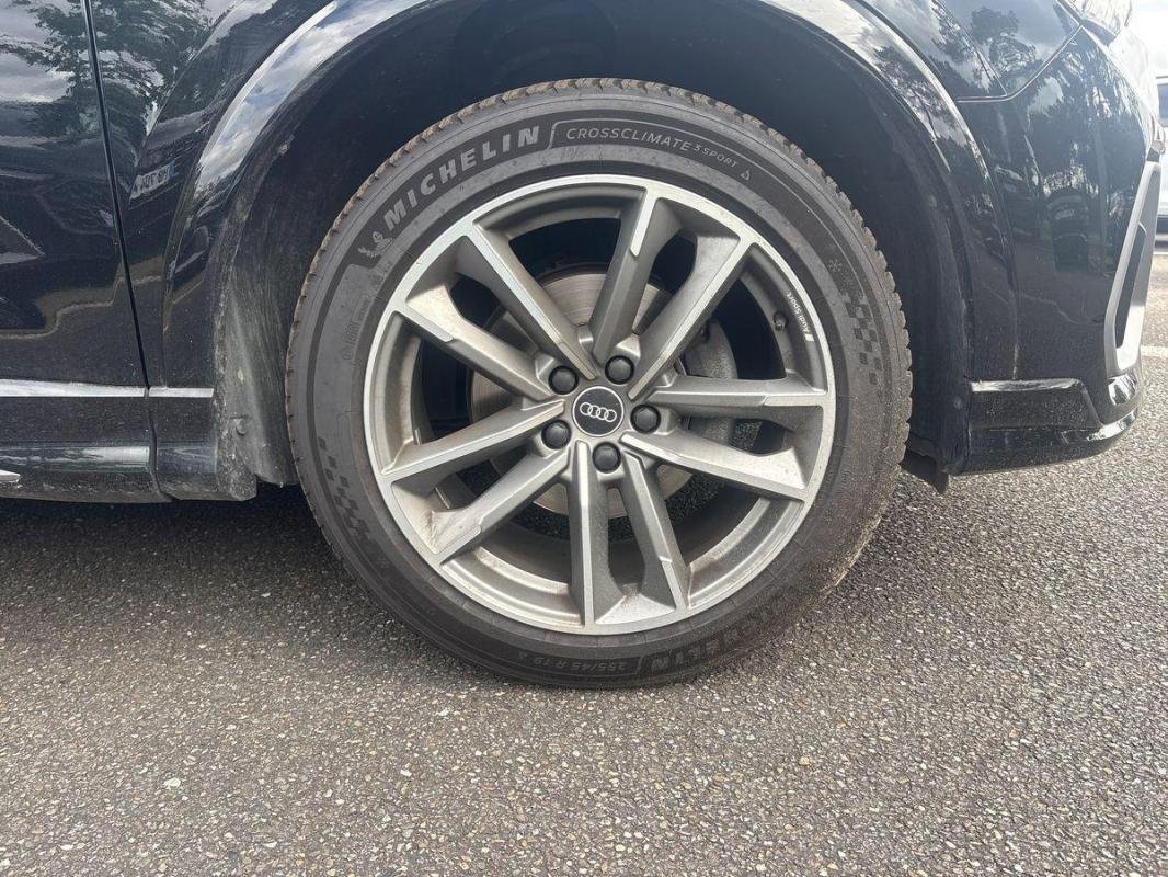 Audi Q3 - Photo 29