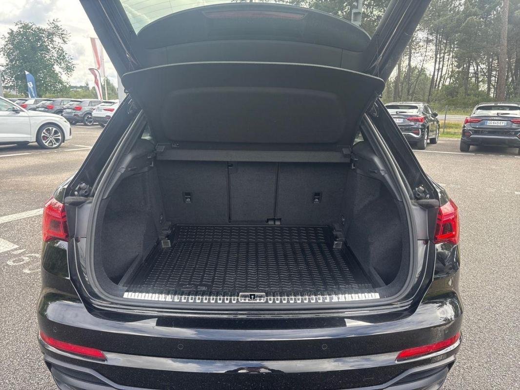 Audi Q3 - Photo 31