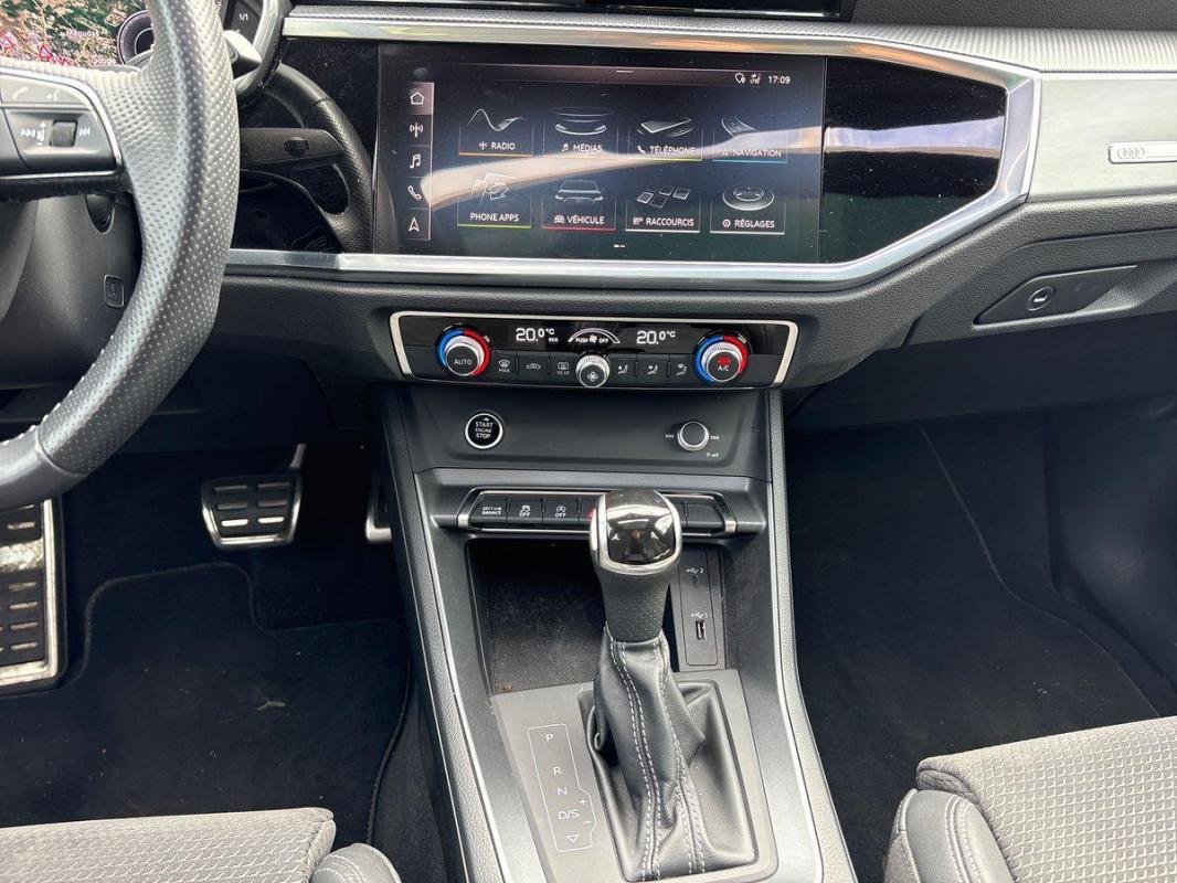 Audi Q3 - Photo 10