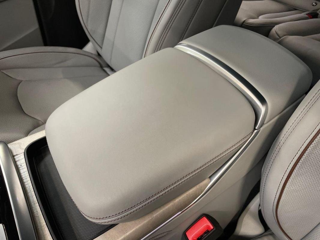 Audi Q7 - Photo 12