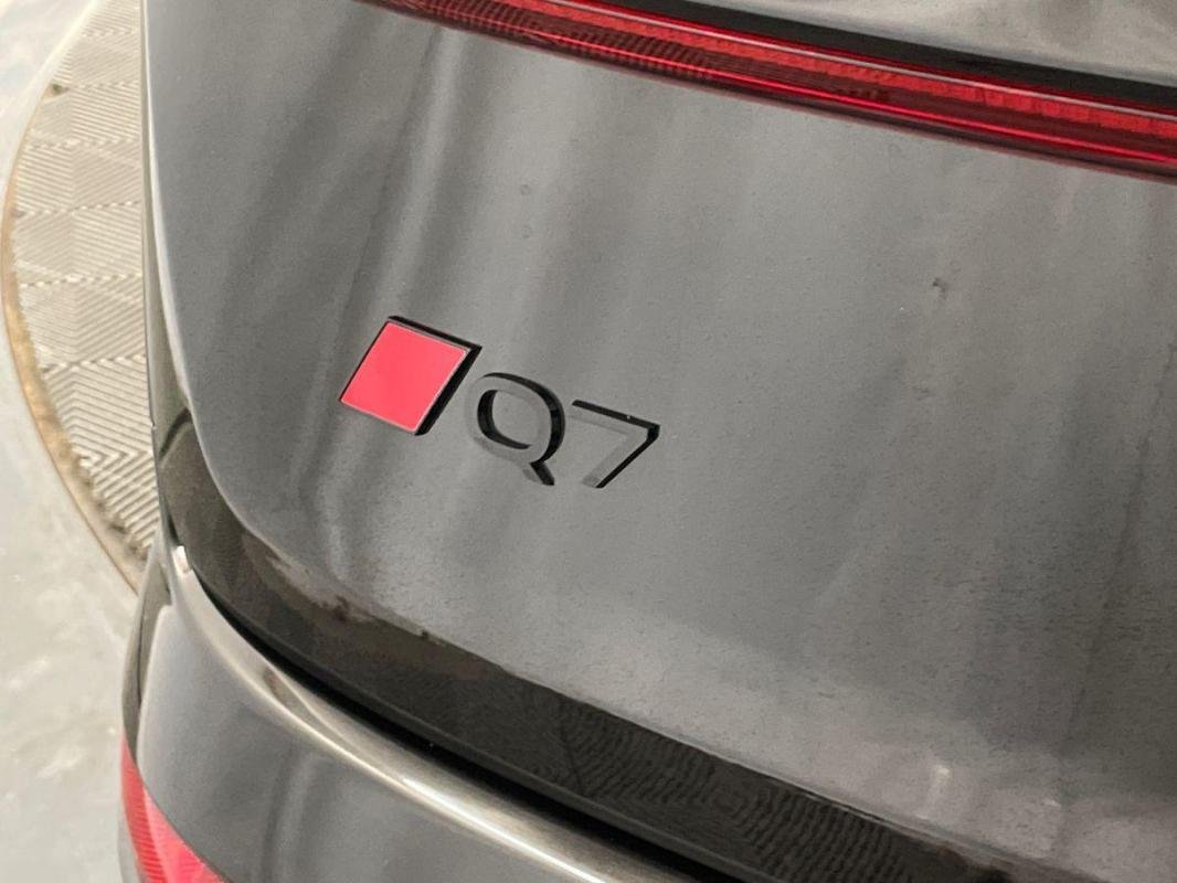 Audi Q7 - Photo 27