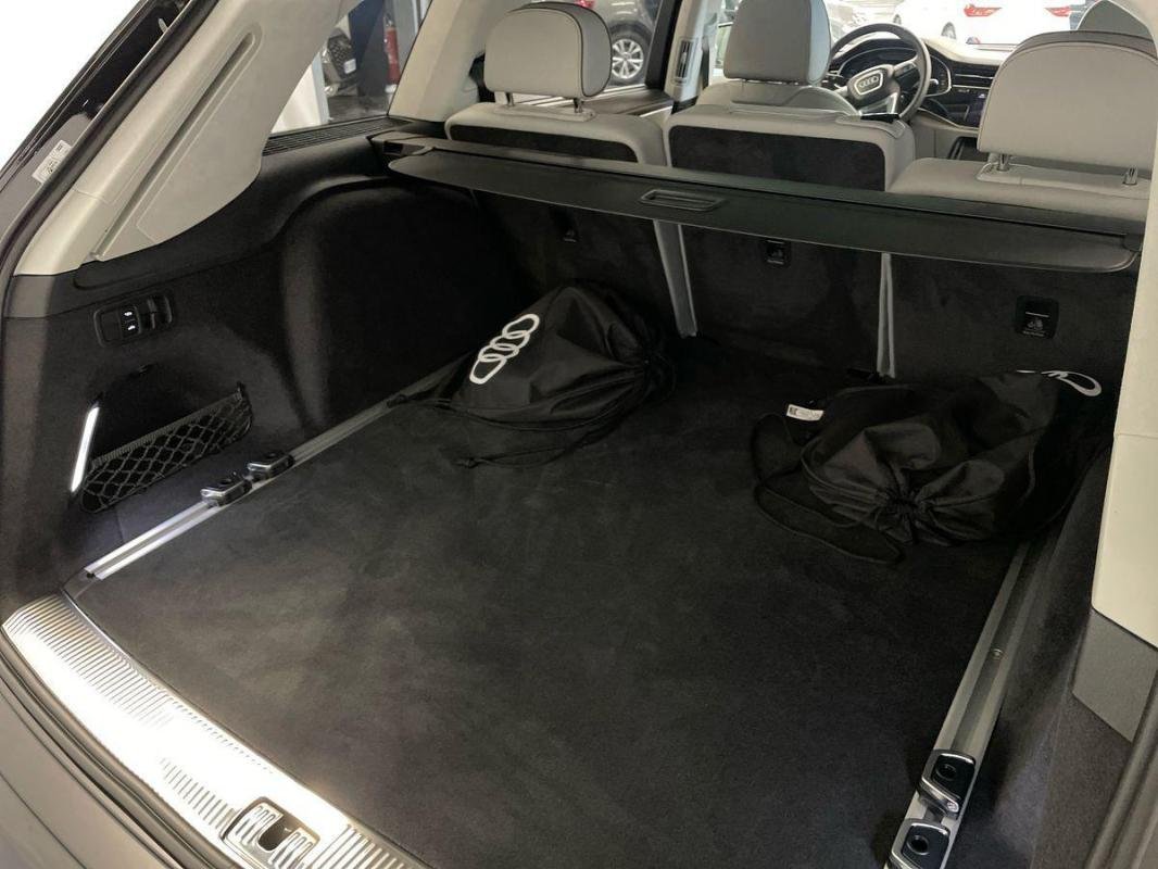 Audi Q7 - Photo 32
