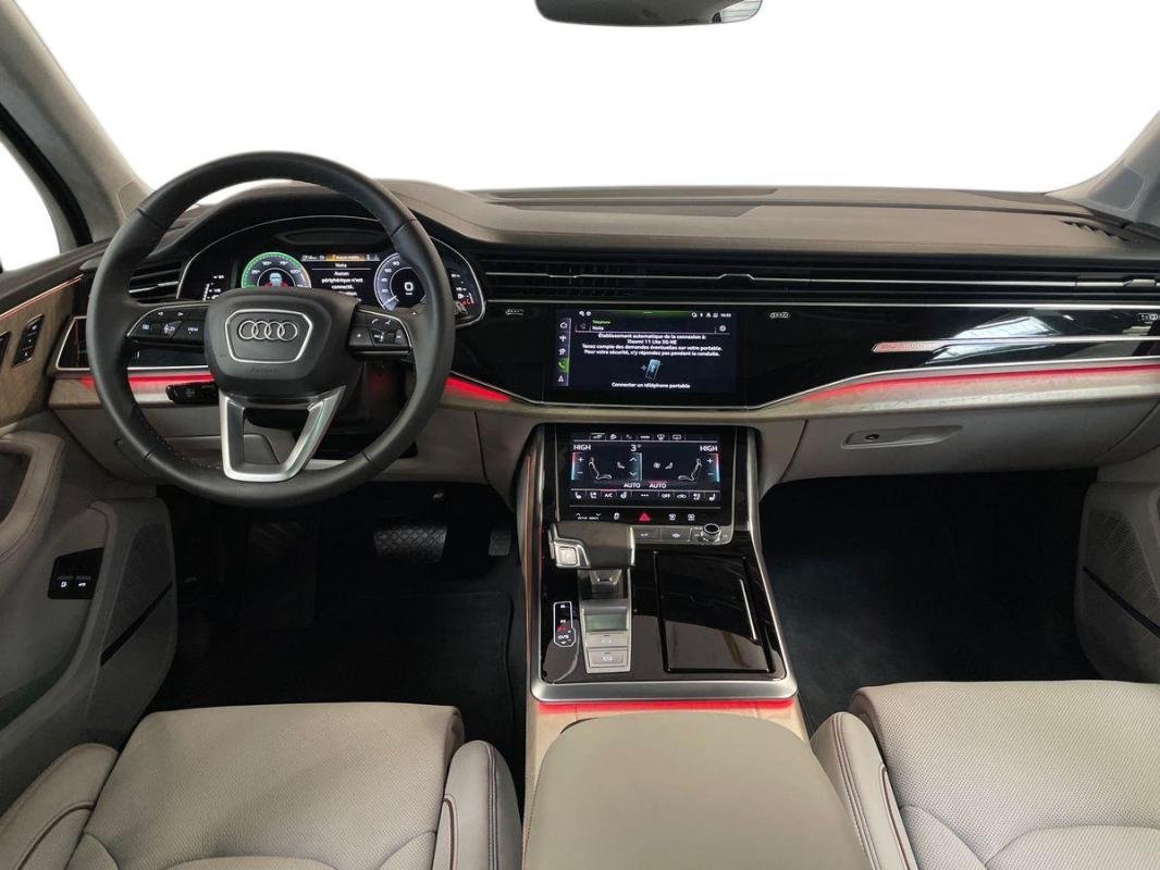 Audi Q7 - Photo 8