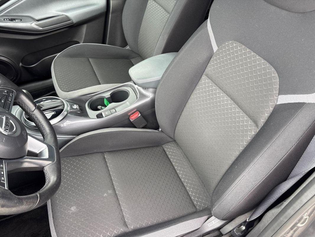 Nissan Juke - Photo 12