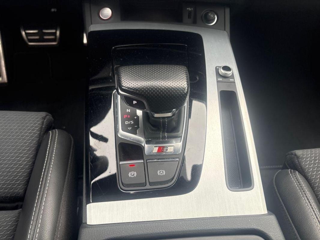 Audi SQ5 - Photo 11