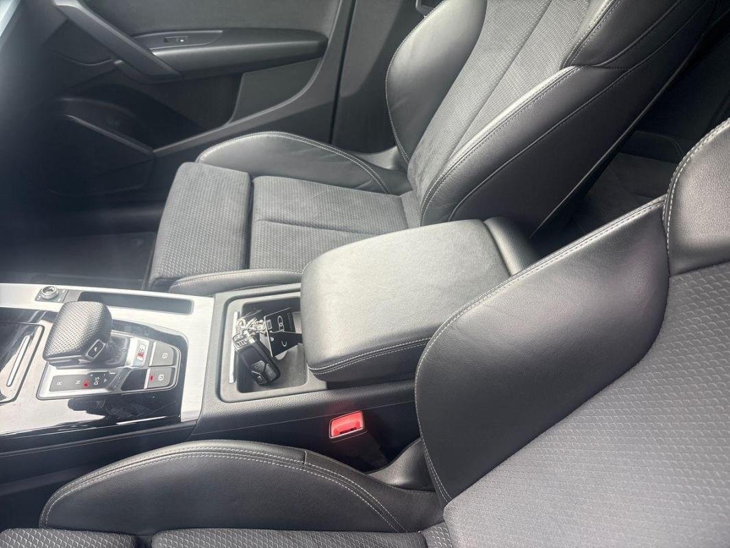 Audi SQ5 - Photo 12