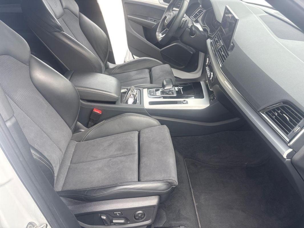 Audi SQ5 - Photo 13