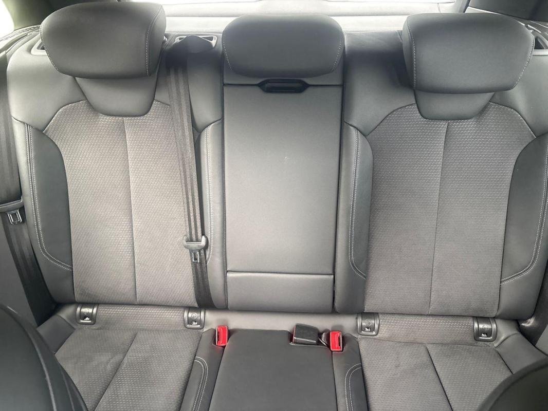 Audi SQ5 - Photo 22