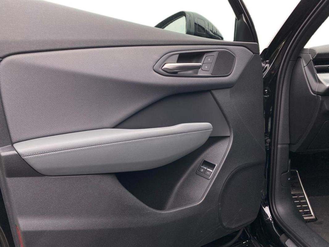 Audi Q3 - Photo 11