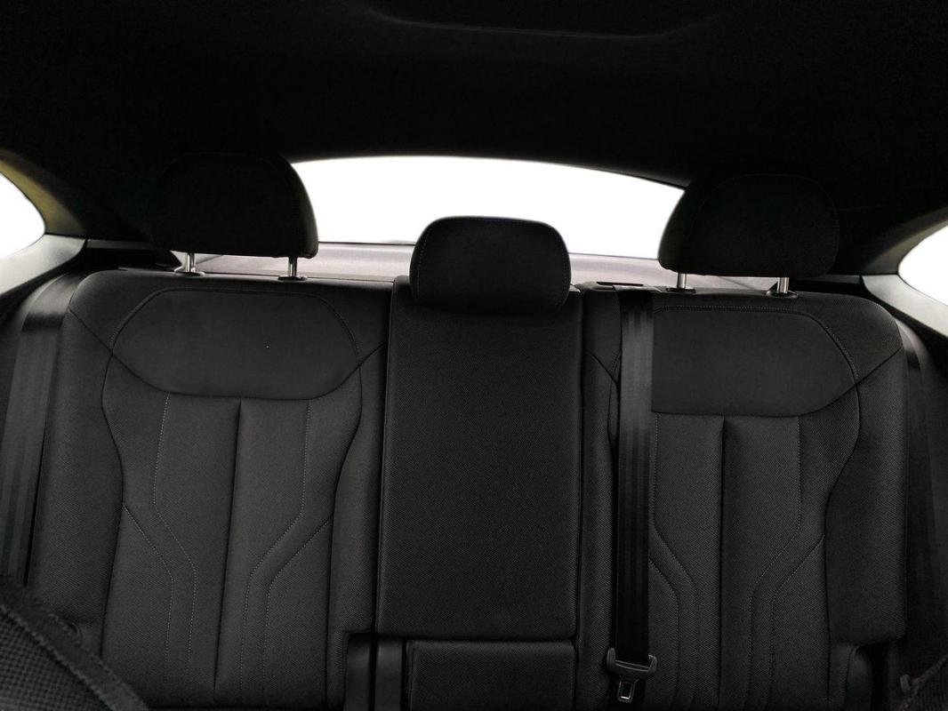 Audi Q3 - Photo 18