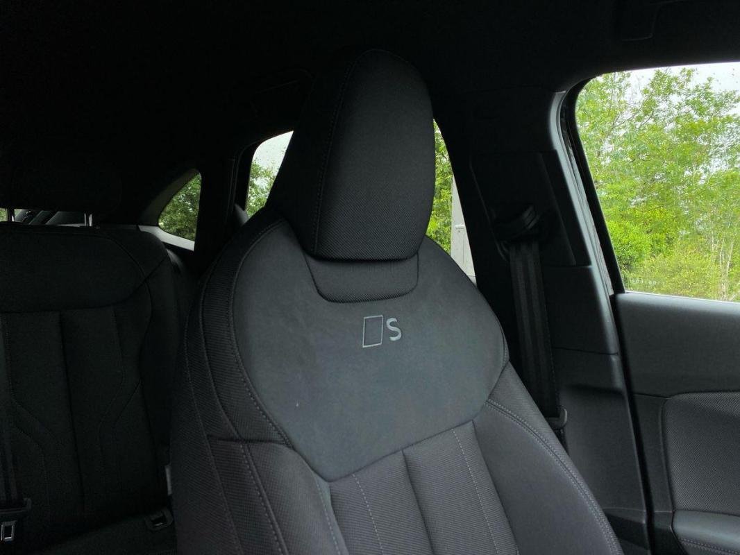 Audi Q3 - Photo 29