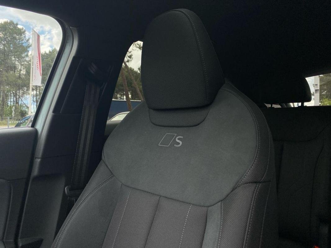 Audi Q3 - Photo 18