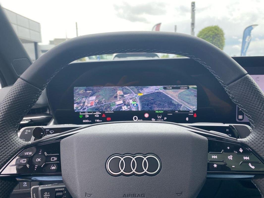 Audi Q3 - Photo 20
