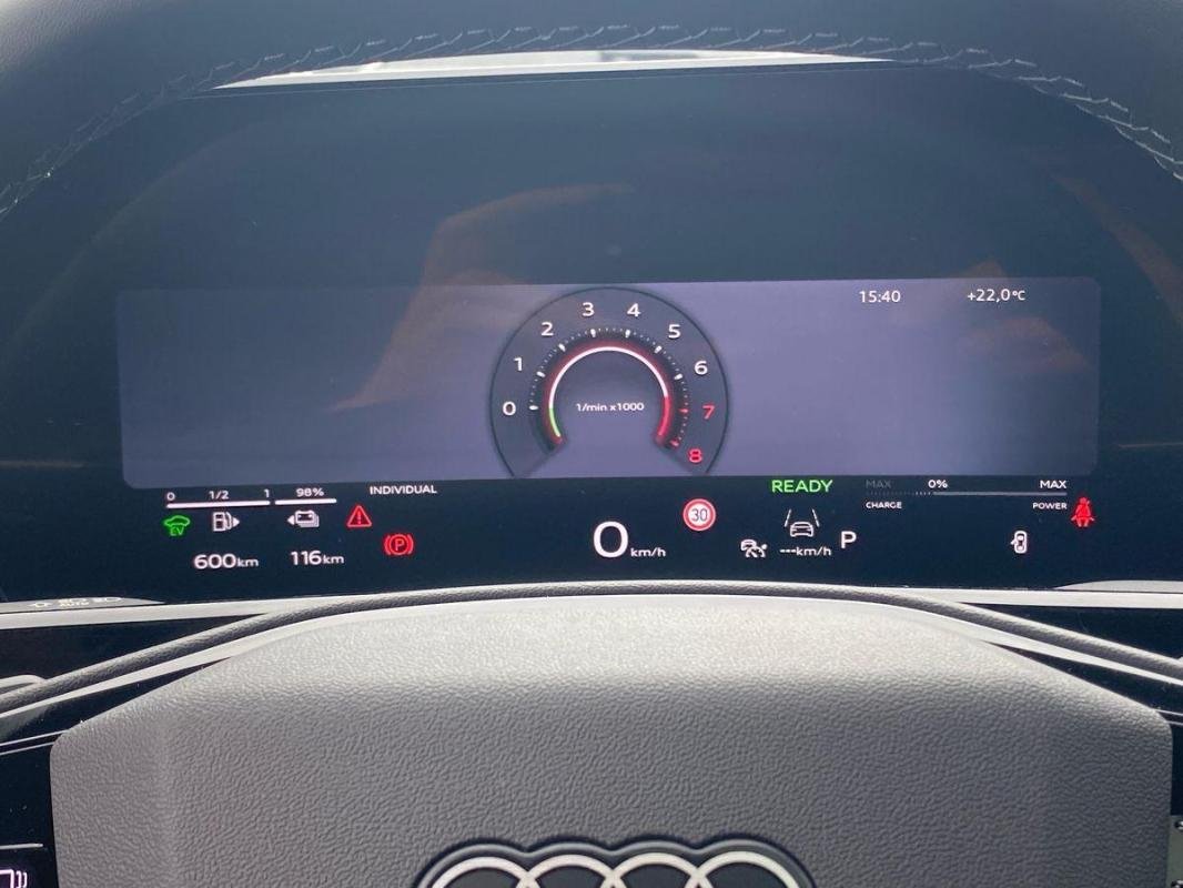 Audi Q3 - Photo 21