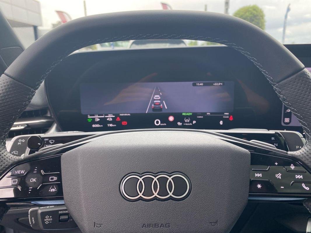 Audi Q3 - Photo 22