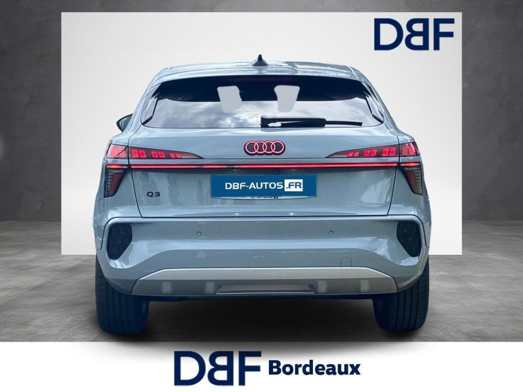 Audi Q3 - Photo 23