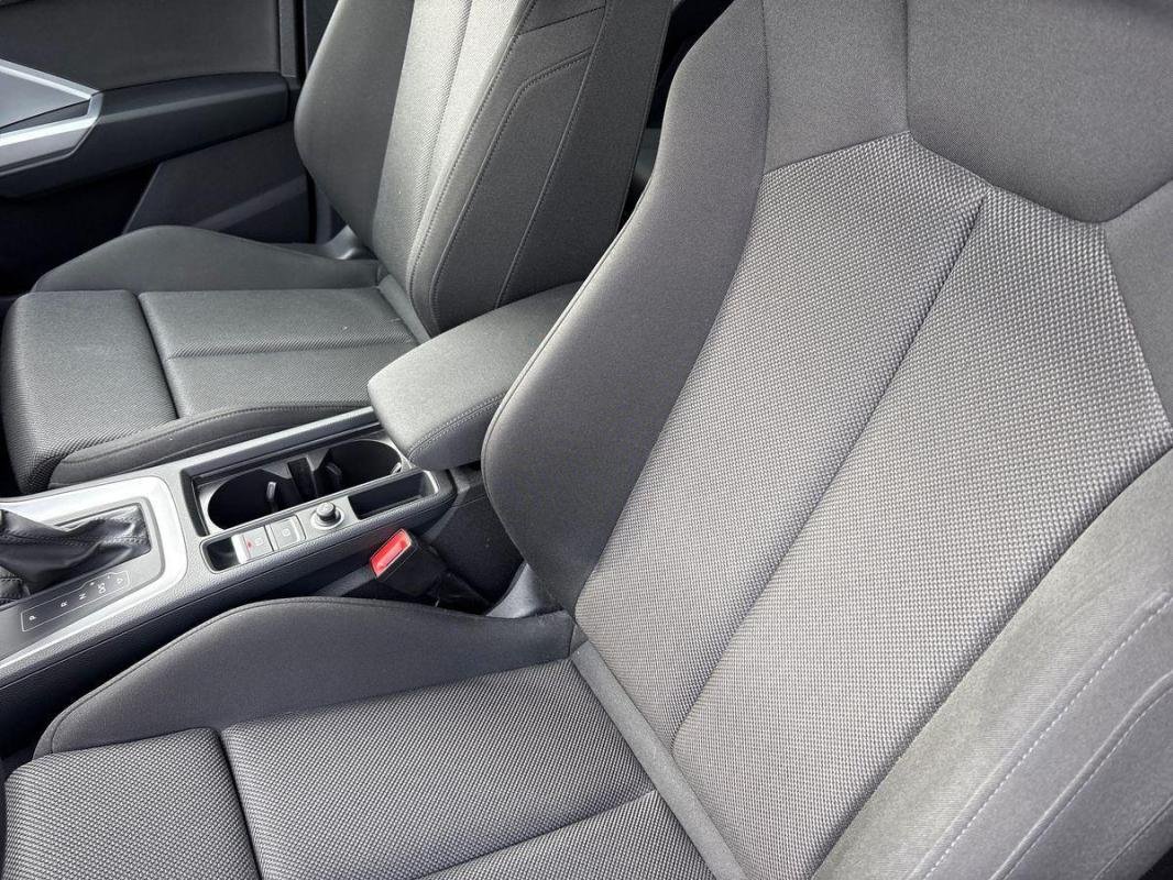 Audi Q3 Sportback - Photo 12
