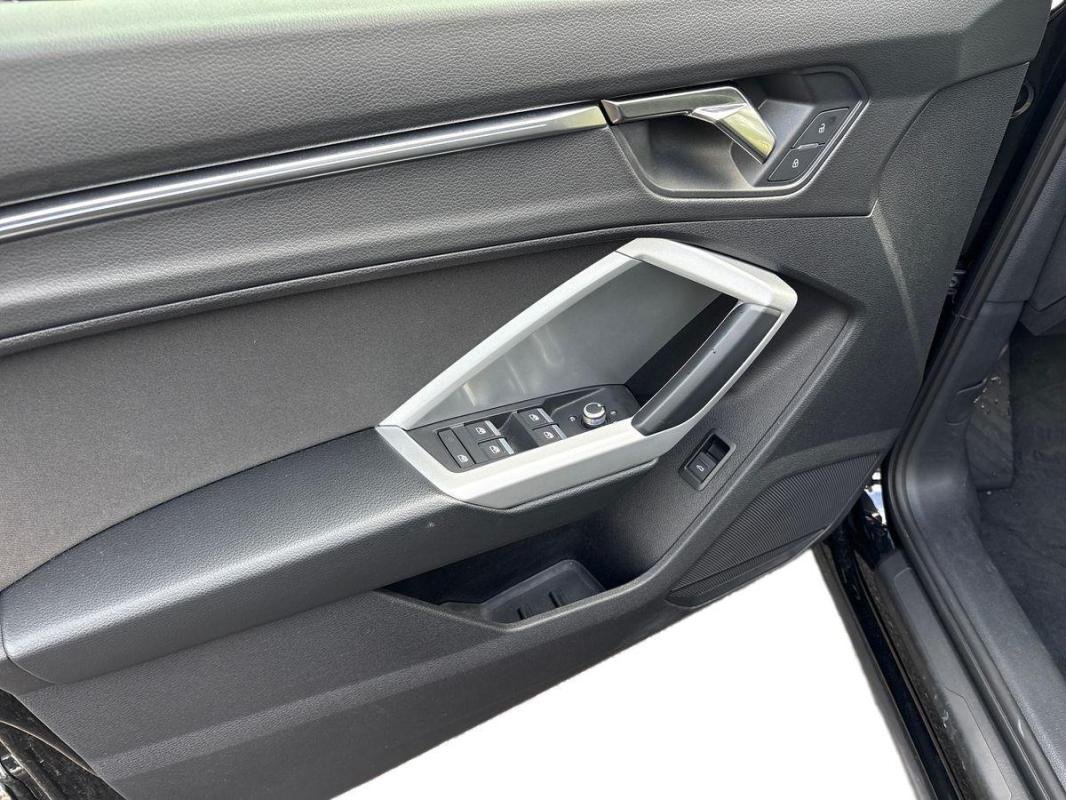 Audi Q3 Sportback - Photo 15
