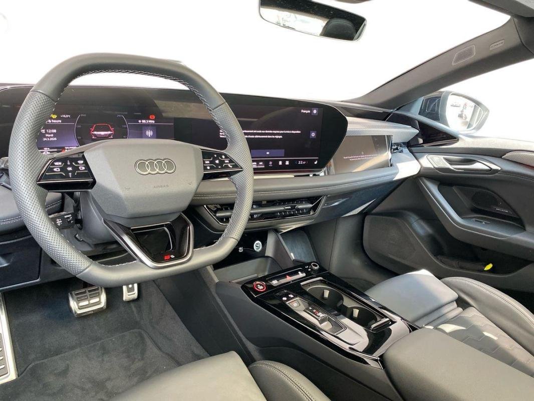 Audi A6 - Photo 12