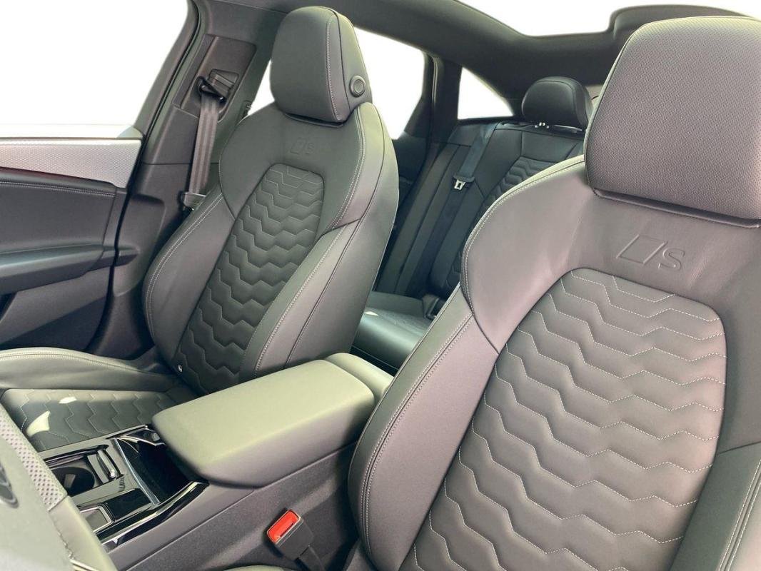 Audi A6 - Photo 16