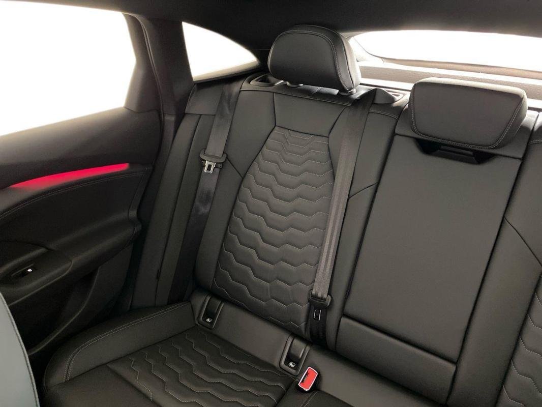 Audi A6 - Photo 26