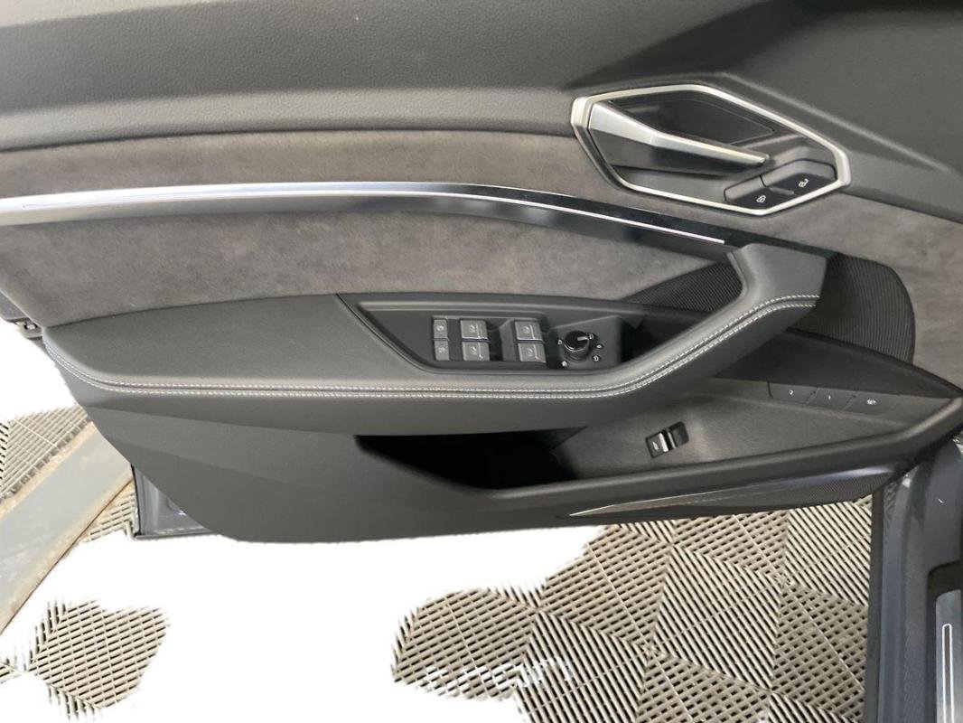 Audi e-tron - Photo 15