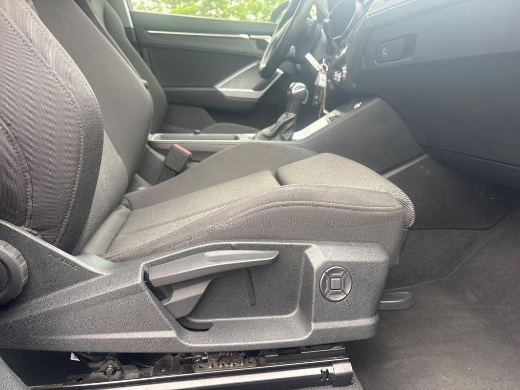 Audi Q3 - Photo 14