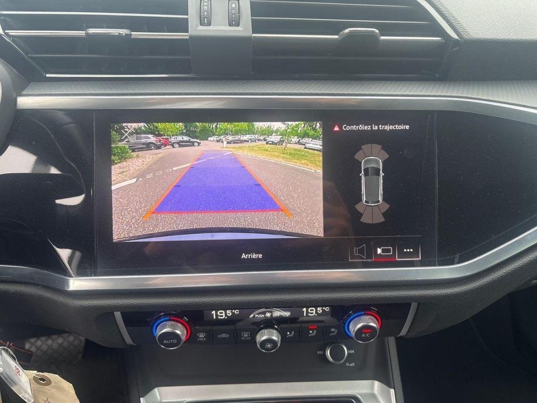 Audi Q3 - Photo 16