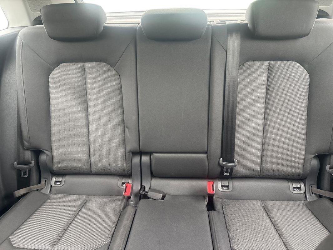 Audi Q3 - Photo 22
