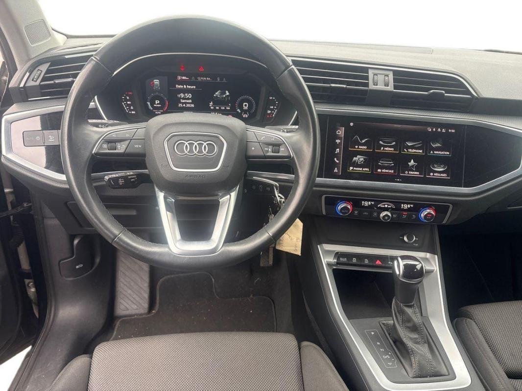 Audi Q3 - Photo 24
