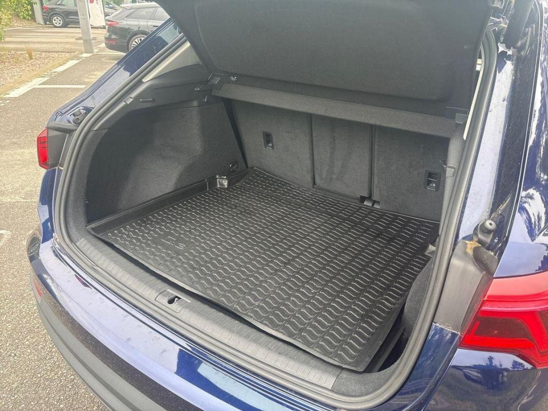 Audi Q3 - Photo 32