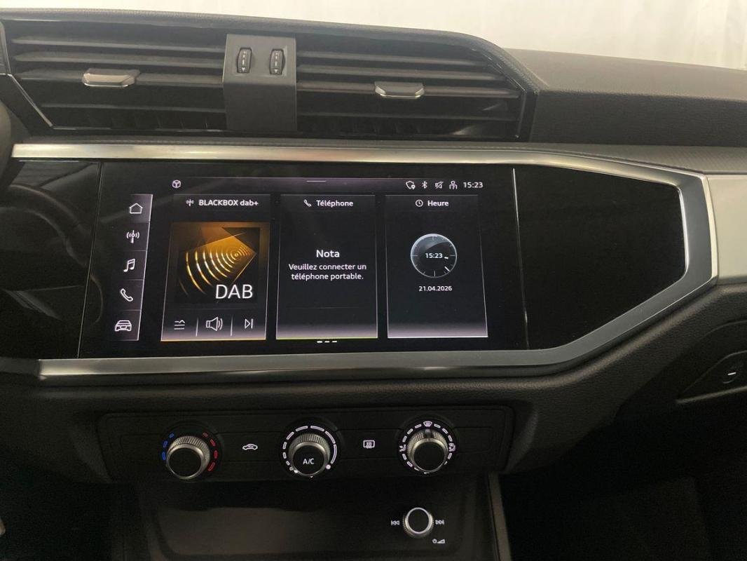 Audi Q3 - Photo 18
