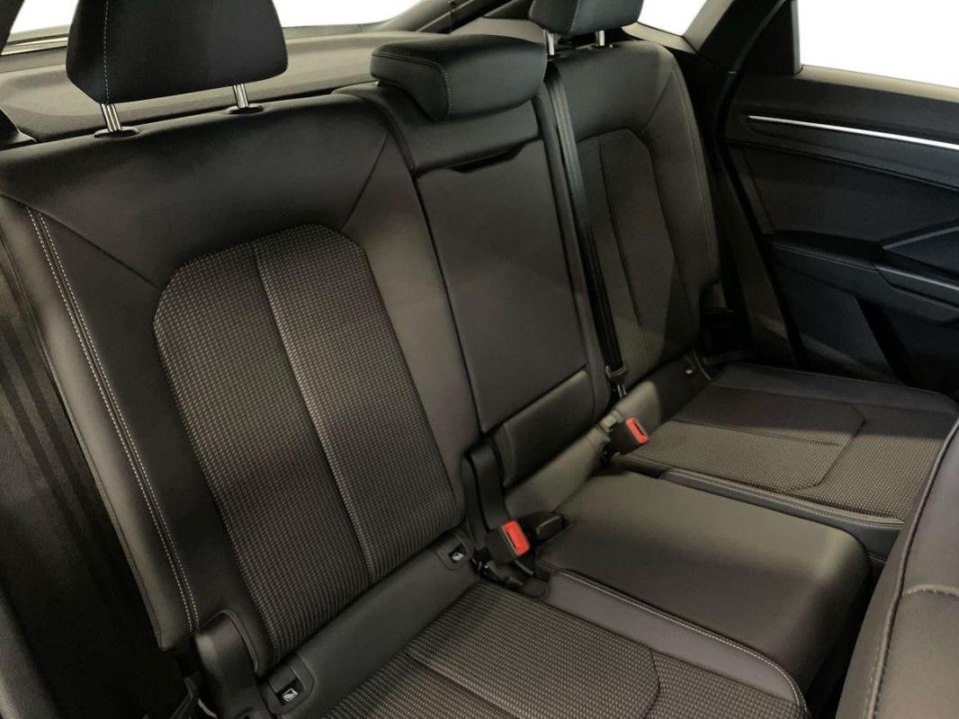 Audi Q3 Sportback - Photo 23