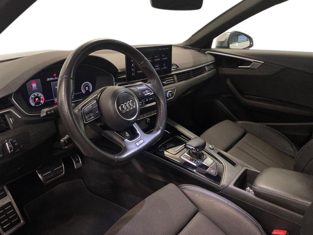 Audi A4 Avant - Photo 9