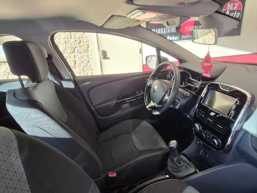Renault Clio - Photo 3
