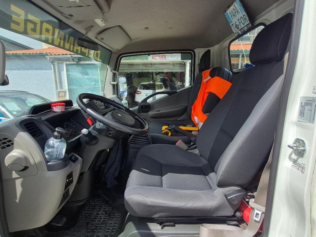 Renault Maxity - Photo 3