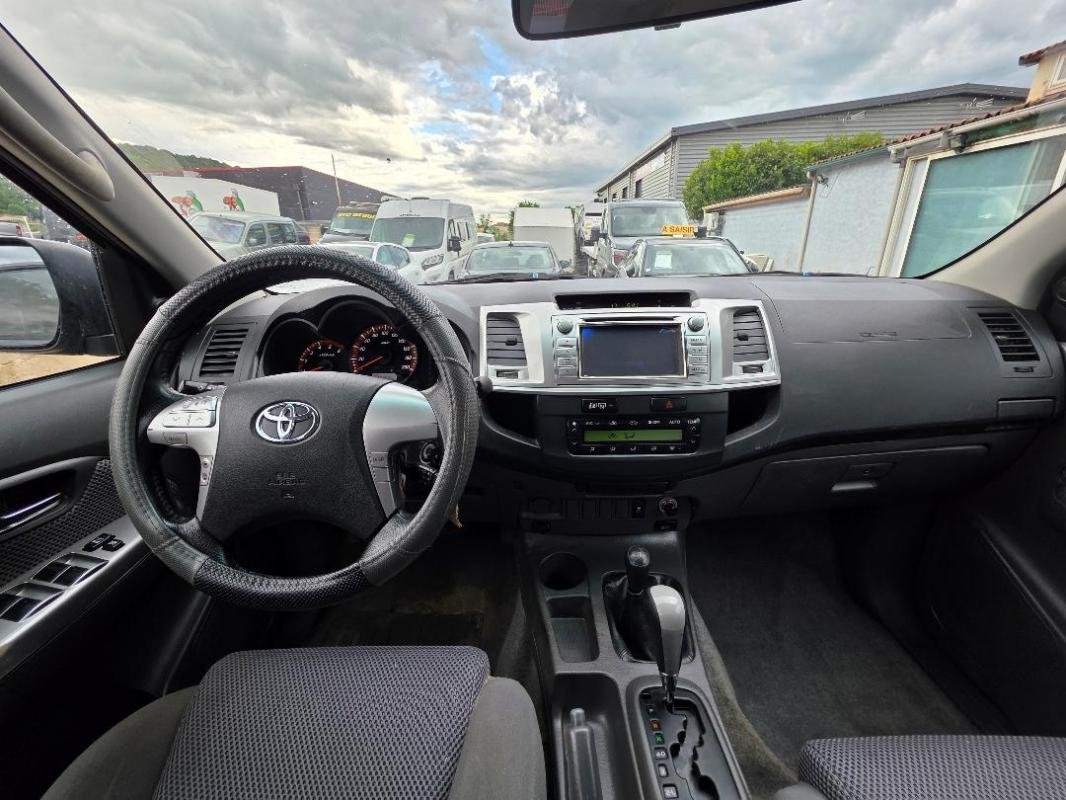 Toyota Hilux - Photo 13