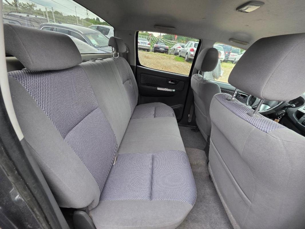 Toyota Hilux - Photo 16