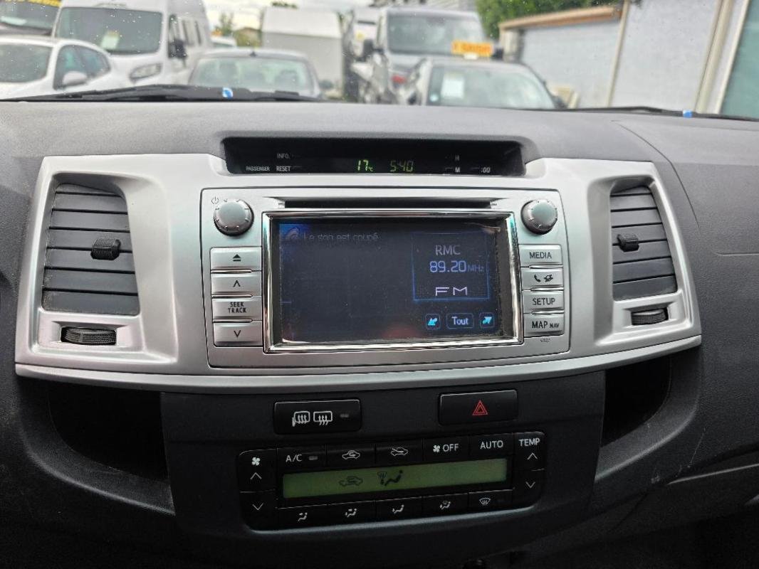 Toyota Hilux - Photo 18