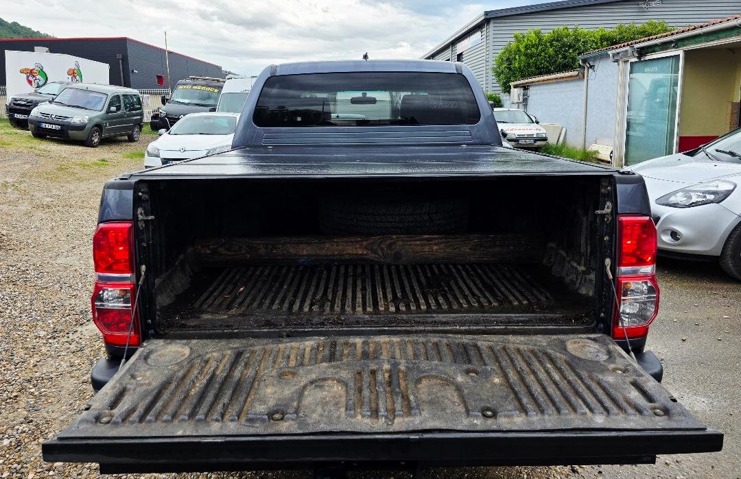 Toyota Hilux - Photo 19