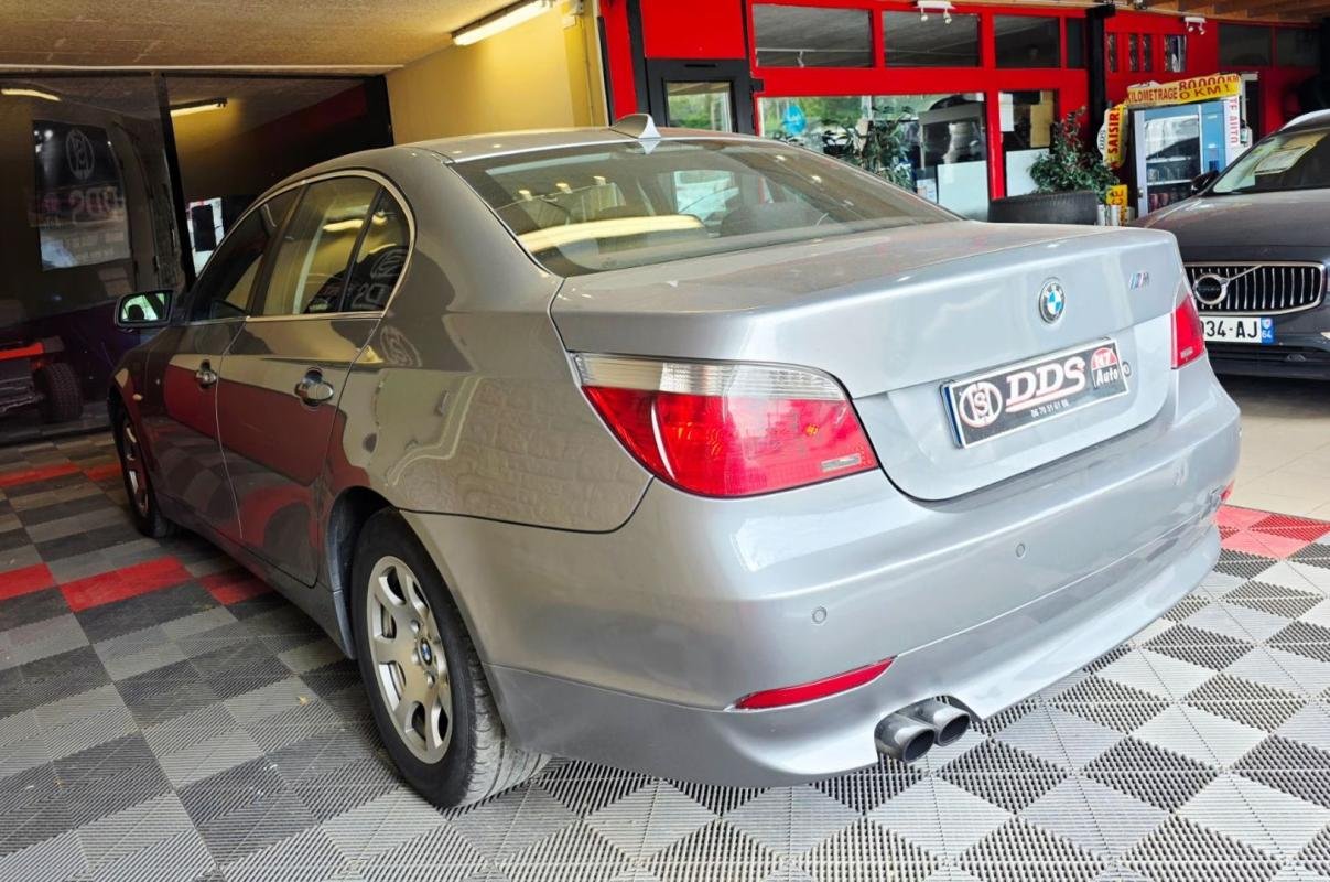 BMW Série 5 - Photo 12