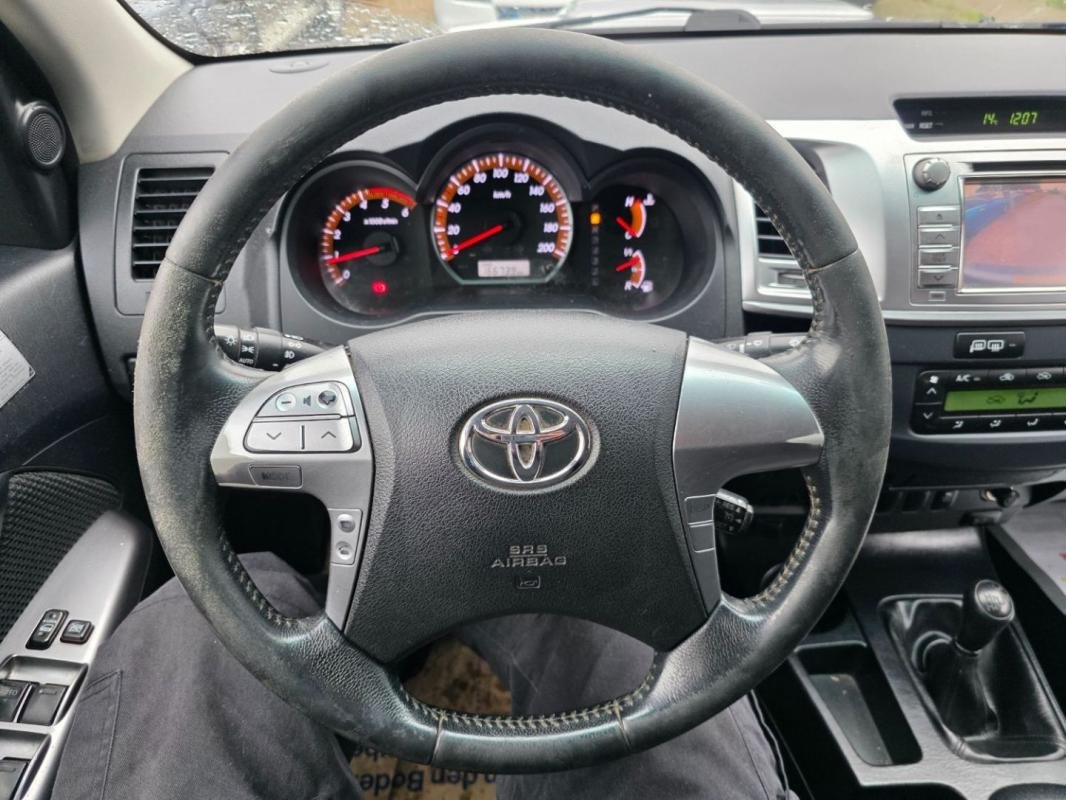 Toyota Hilux - Photo 23
