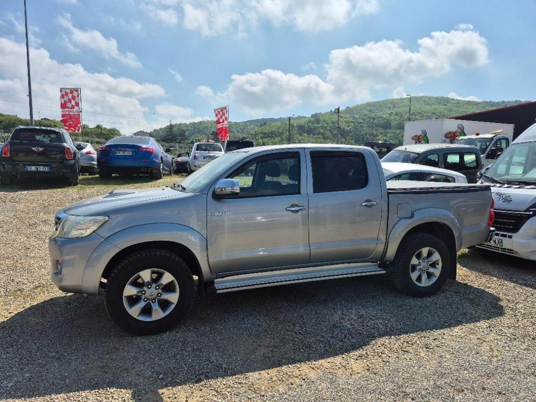 Toyota Hilux - Photo 8